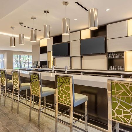 Doubletree By Hilton Hotel & Suites Houston By The Galleria エクステリア 写真
