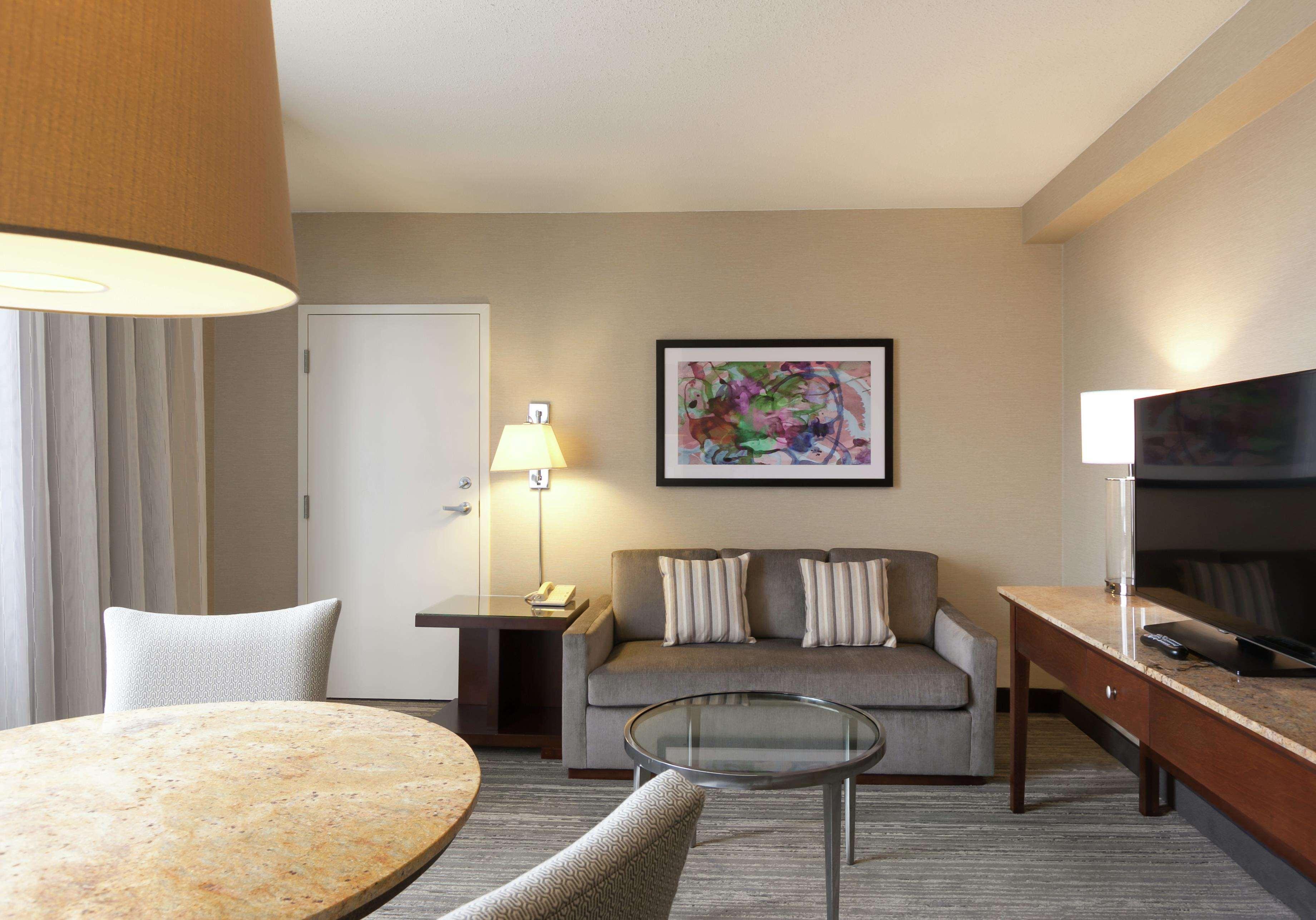 Doubletree By Hilton Hotel & Suites Houston By The Galleria エクステリア 写真