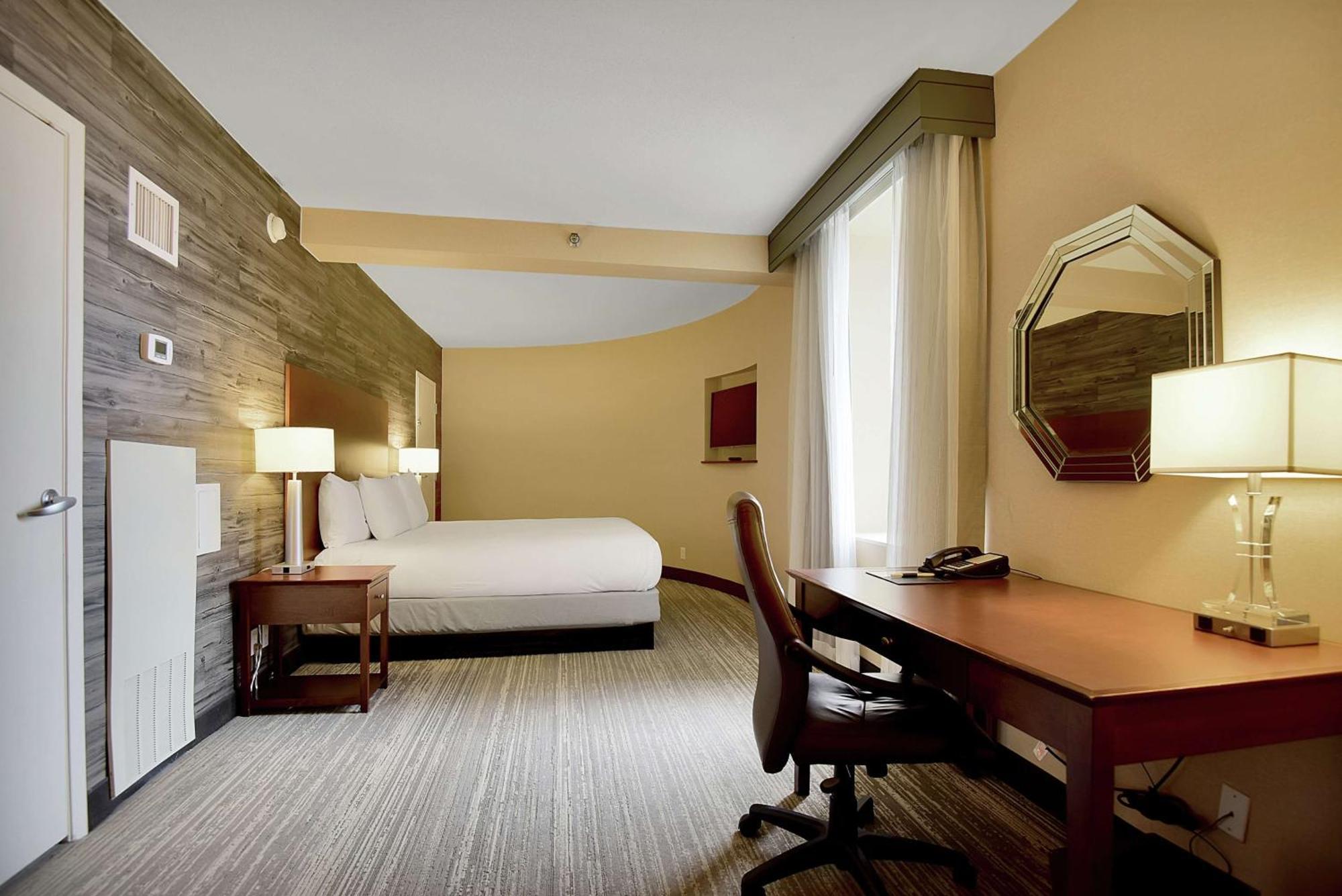 Doubletree By Hilton Hotel & Suites Houston By The Galleria エクステリア 写真