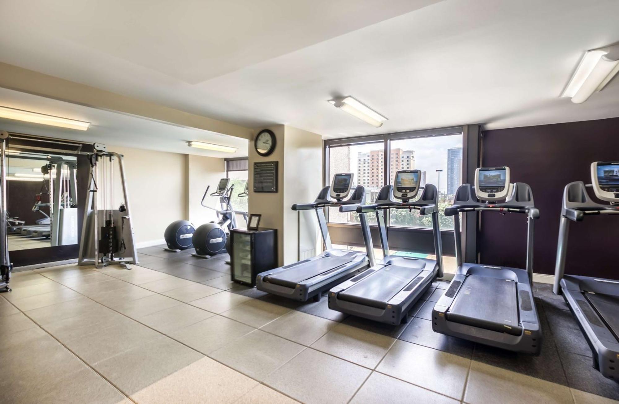 Doubletree By Hilton Hotel & Suites Houston By The Galleria エクステリア 写真