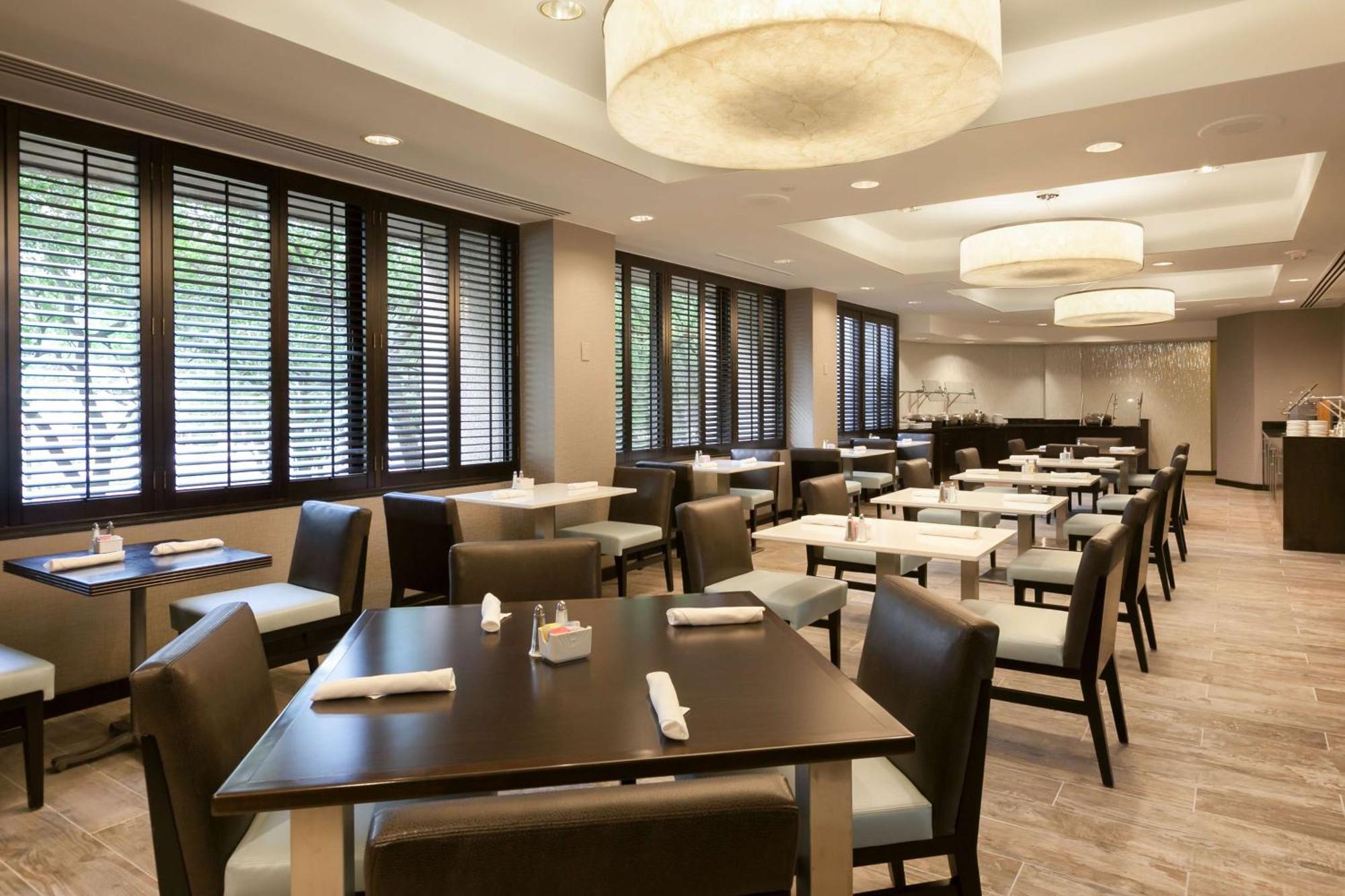 Doubletree By Hilton Hotel & Suites Houston By The Galleria エクステリア 写真