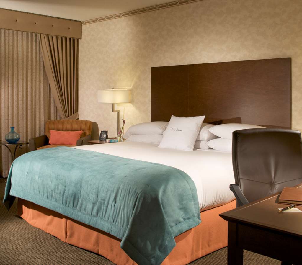 Doubletree By Hilton Hotel & Suites Houston By The Galleria エクステリア 写真
