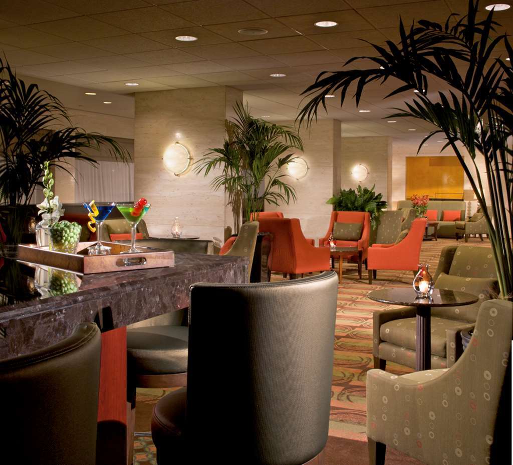 Doubletree By Hilton Hotel & Suites Houston By The Galleria エクステリア 写真
